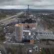 Energiakaupungit ry:n mukaan hallituksen energiapolitiikka vaarantaa sähköjärjestelmän kestävyyden. Kuvassa on Alvan Rauhalahden voimalaitos Jyväskylässä.