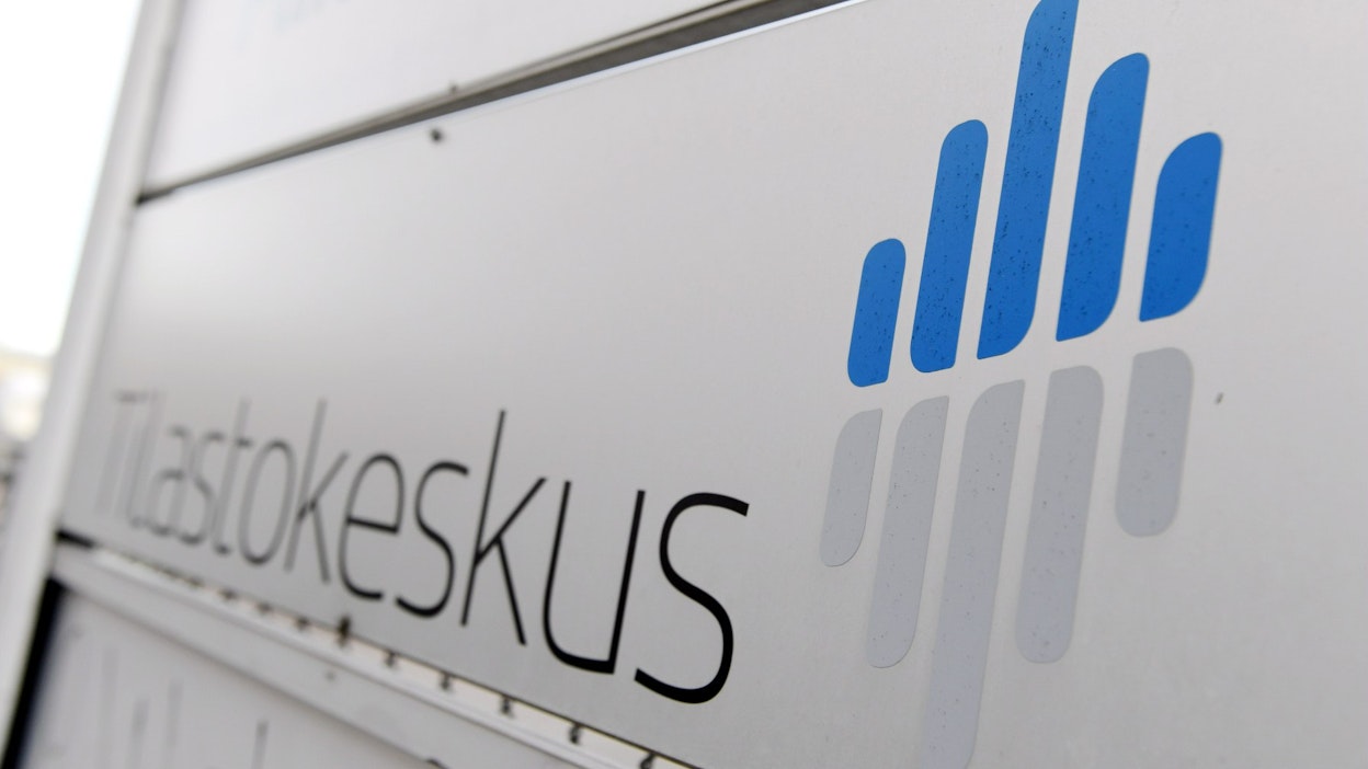 Tilastokeskuksen mukaan kuluttajahintoja nosti vuoden takaiseen verrattuna eniten sähkön, bensiinin, dieselin ja omakotitalon peruskorjausten kallistuminen. LEHTIKUVA / Vesa Moilanen.