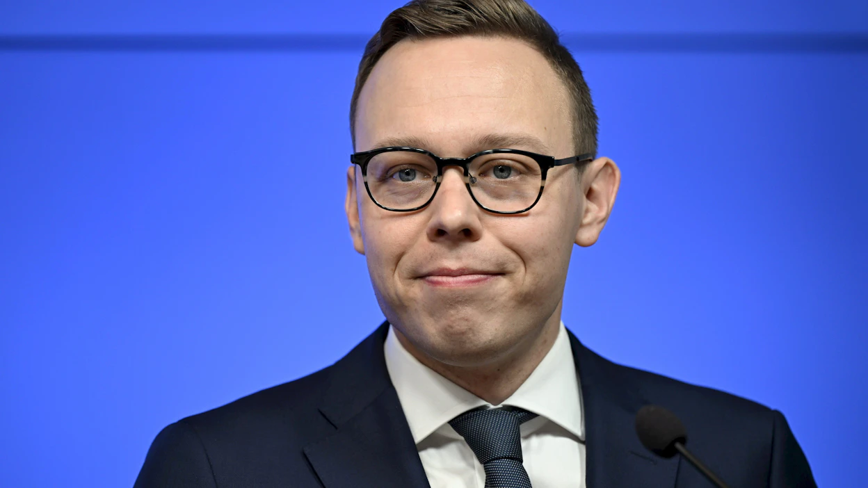 Selvityksen tuloksia kommentoi työministeri, kokoomuksen Matias Marttinen.