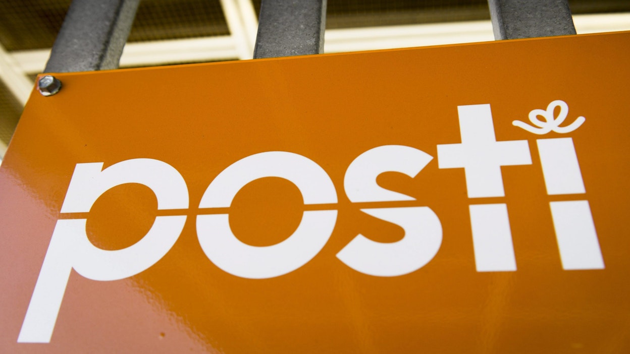 Posti sai ilmoituksen Viron pakettilähetysjärjestelmään kohdistuneesta tietomurrosta eilen. LEHTIKUVA / EMMI KORHONEN.