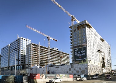 Pasilan kauppakeskusta rakennettiin 2019. Nyt kasvukeskukset menettävät elinvoimaansa.