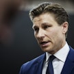 Puolustusministeri Antti Häkkäsen (kok.) mukaan kiinteistöt ovat yksi hybridivaikuttamisen väylä. LEHTIKUVA / Roni Rekomaa.