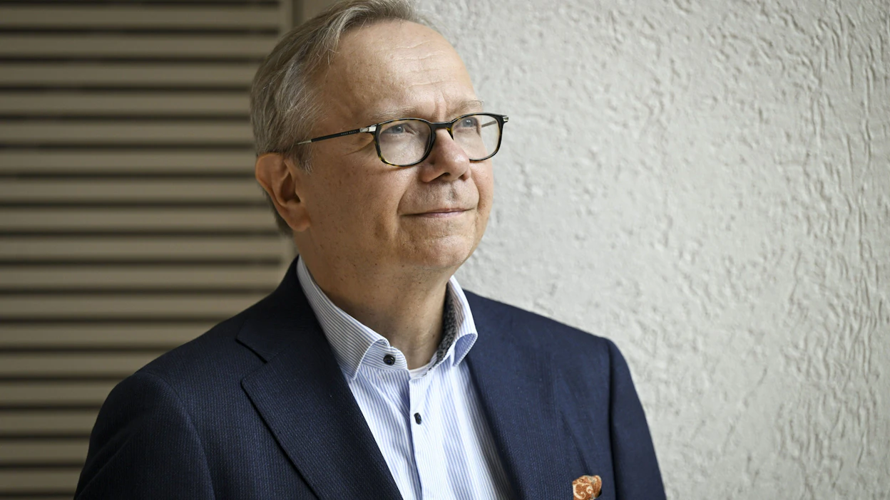 Pääekonomisti Reijo Heiskasen mukaan suurin syy ennustettua verkkaisempaan suhdannenousuun on se, että kulutus elpyy hitaammin kuin odotettiin. LEHTIKUVA / Emmi Korhonen.