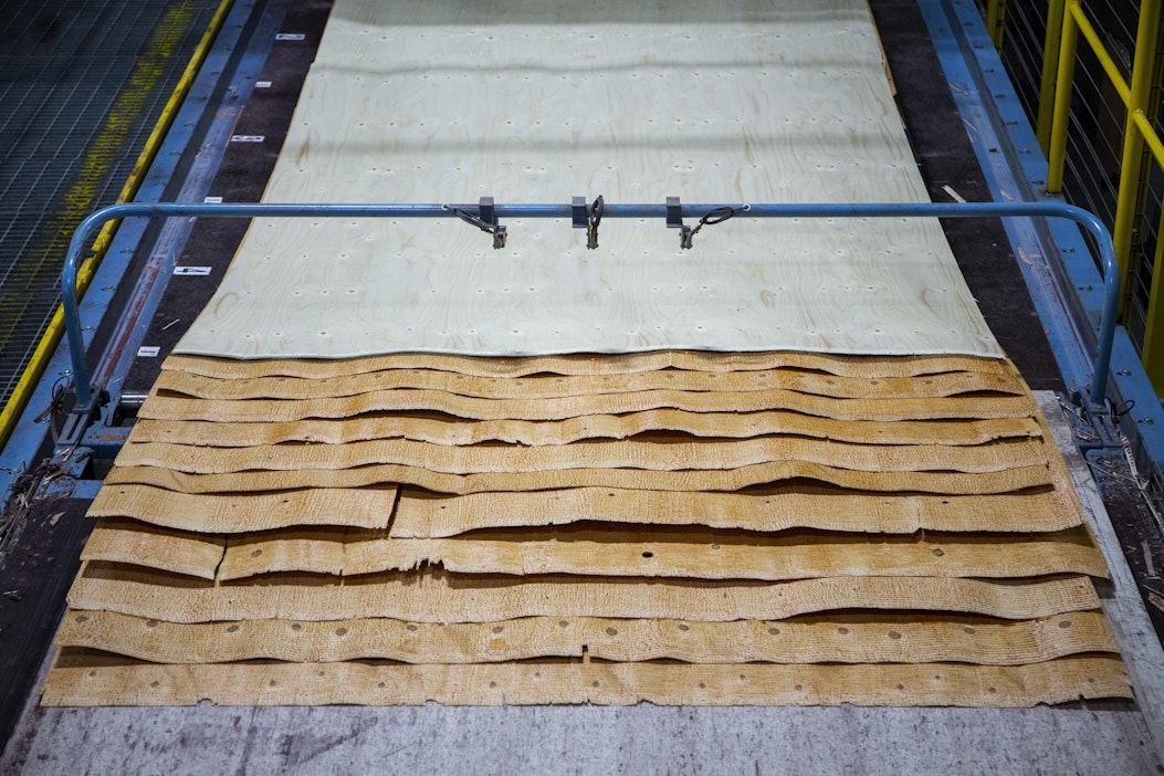 Vanerin tuotanto väheni huhti-kesäkuussa 2,1 prosenttia viime vuodesta.