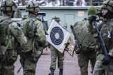 Asepalvelustaan kulloinkin suorittava ikäluokka on maanpuolustuksen kannalta tärkein. Siksi sitä kannattaa kuunnella erityisellä korvalla.
