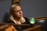 Ulkoministeri Elina Valtonen (kok.) eduskunnan täysistunnossa keskiviikkona. LEHTIKUVA / Antti Aimo-Koivisto. 