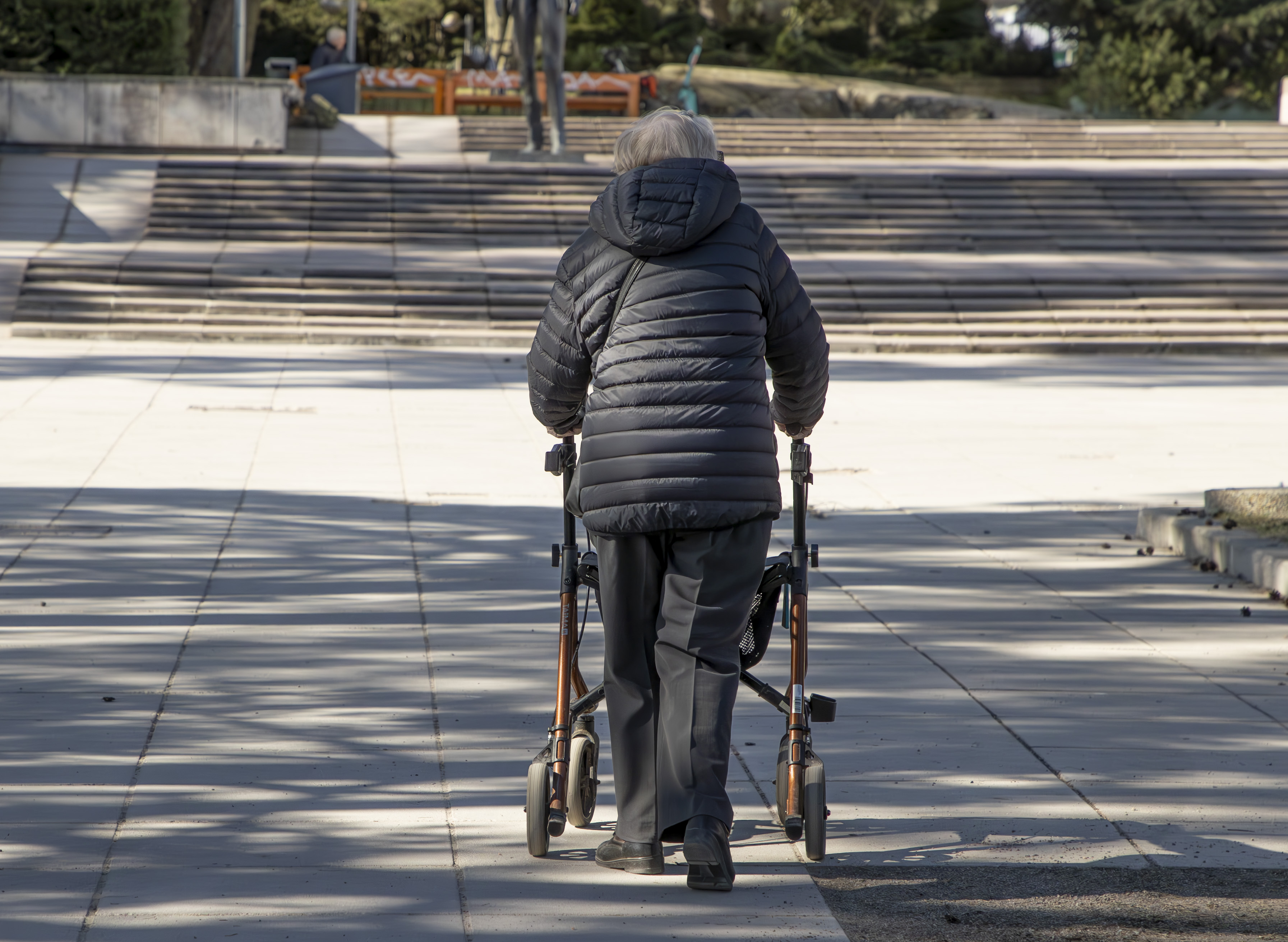 Kotihoitoa saavat vanhukset ovat aiempaa huonokuntoisempia.