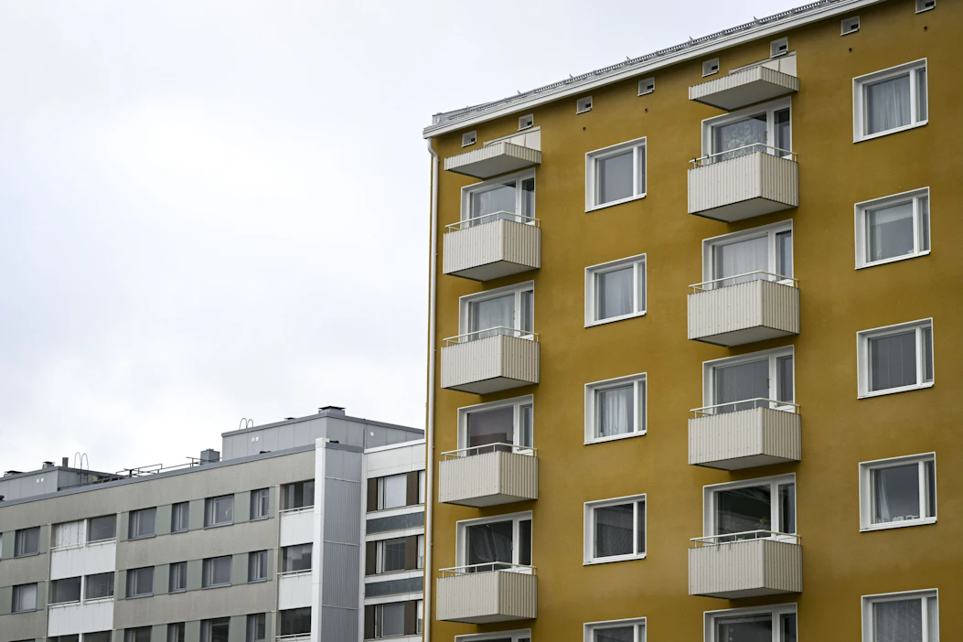 Sähkön osuus lämmöntuotannosta on pieni, mutta kattilat hyödyntävät sähkön hintakuoppia. LEHTIKUVA / Emmi Korhonen.