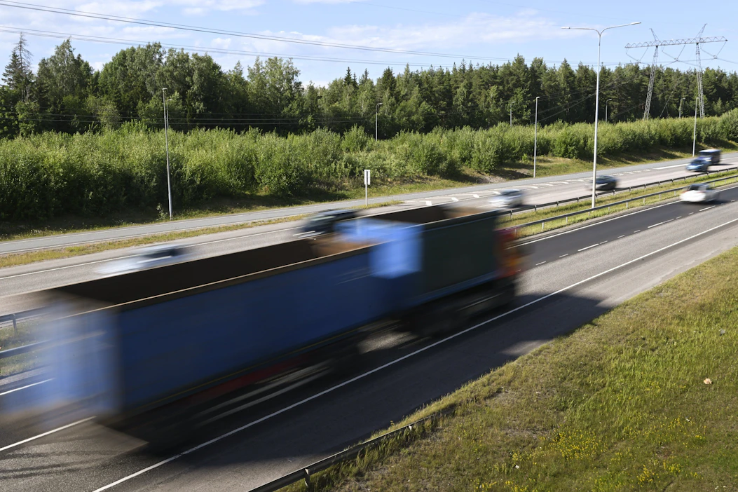 Venäjään tavalla tai toisella kytkeytyvät kuljetusyritykset ovat kasvaneet Suomessa sen jälkeen, kun Venäjä hyökkäsi Ukrainaan. LEHTIKUVA