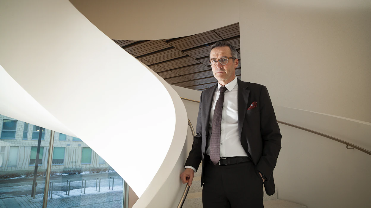 Eläketurvakeskuksen toimitusjohtaja <strong id="strong-e09132779d4be3bccd51169f7d339c2e">Mikko Kautto</strong> on 1960-luvulla syntyneenä ollut koko työikänsä mukana tel-järjestelmässä säästäen omaa tulevaa eläkettään ja maksamassa jo eläkkeelle siirtyneiden etuisuuksia.