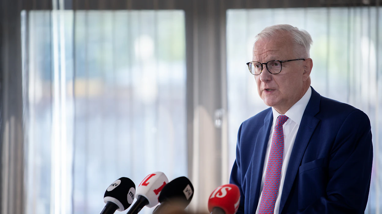 Rehnin mukaan on varauduttava siihen, että suhteet Venäjään eivät palaudu ennen rauhaa Ukrainassa.