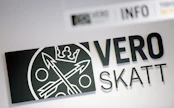 Verohallinto kannustaa tarkistamaan OmaVerosta, riittääkö verokortin tuloraja loppuvuodeksi. Jos tuloraja uhkaa ylittyä, kannattaa tehdä uusi verokortti. LEHTIKUVA / Markku Ulander. 