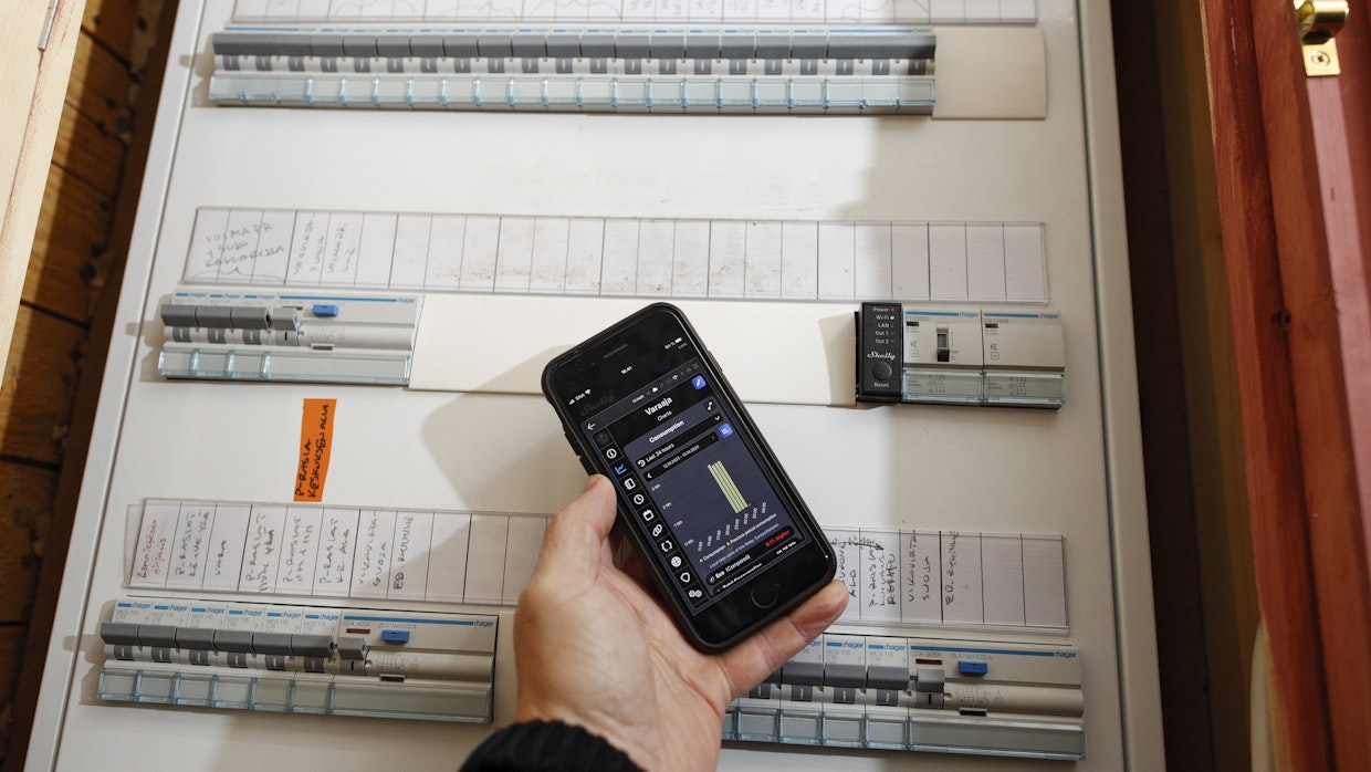 Kännykkäsovellus antaa kuluttajalle suoran pääsyn ohjata sähkönkulutustaan alas.