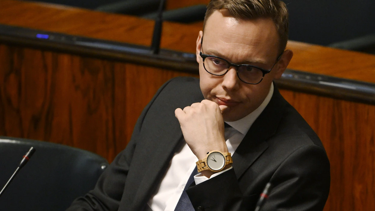 Matias Marttinen kertoo, ettei Yleisradion rahoitusta arvioivan parlamentaarisen työryhmän työ valmistu tänään.