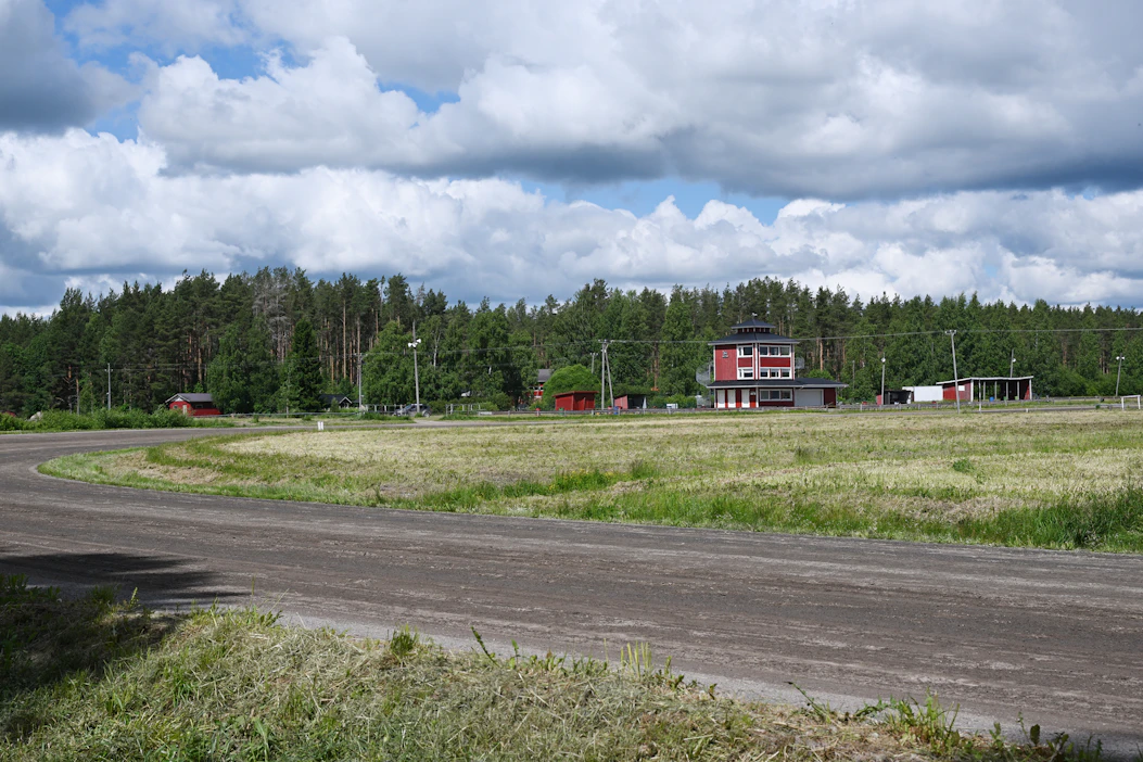 Vesisadetta on luvassa vielä parina seuraavana päivänä, sen jälkeen kirkastuu.