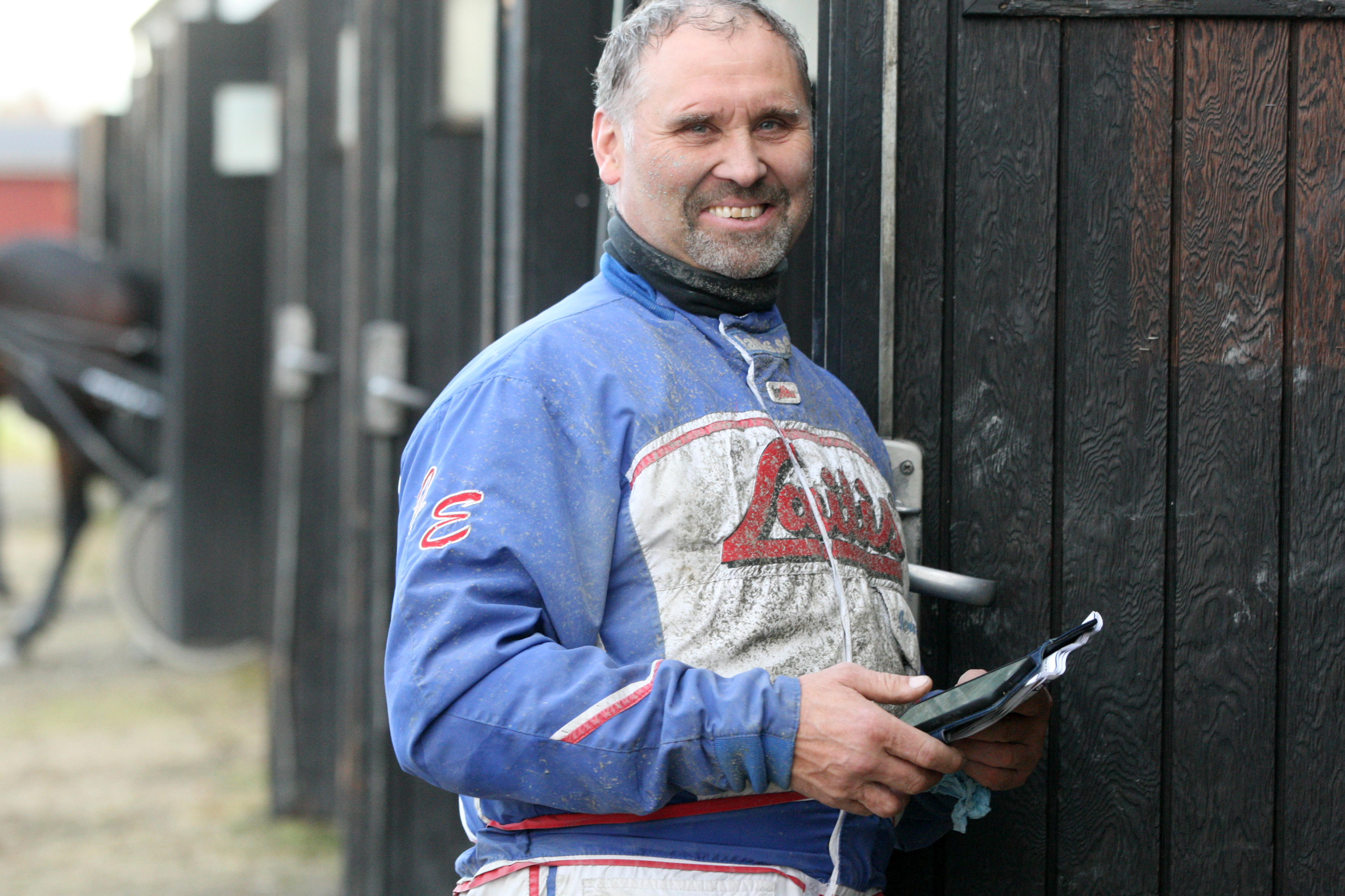 Jens Eriksson saapuu Ouluun kolmen valmennettavan kanssa.