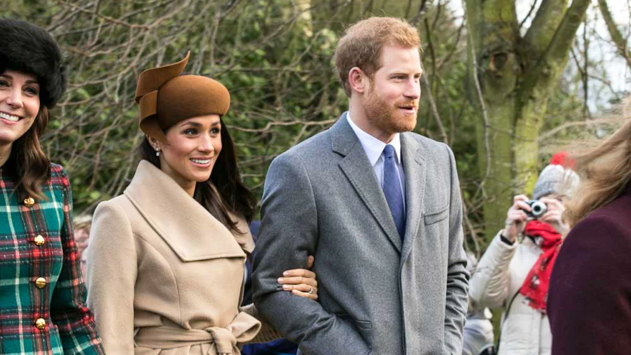 Tammikuussa 2020 prinssi Harry ja herttuatar Meghan ilmoittivat vetäytyvänsä roolistaan kuningashuoneessa.