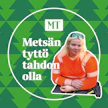 Metsäalan opiskelija Ilona Kankaanpää viihtyy metsässä myös vapaa-ajalla.