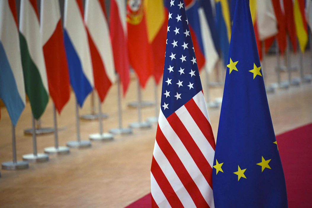 EU:n vastatulleja valmistellaan Financial Timesin mukaan neuvotteluvaltiksi eurooppalaisjohtajille. LEHTIKUVA/AFP.