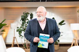 Frans Timmermans puhui EU:n ilmasto-ohjelmasta yleisölle huhtikuun lopussa Brysselissä.