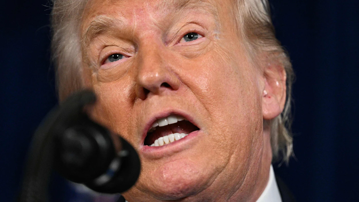 Yhdysvaltain presidentti Donald Trump piti Venezuelaa koskevan tiedotustilaisuutensa Mar-a-Lagon kartanossaan Floridassa. LEHTIKUVA / AFP.