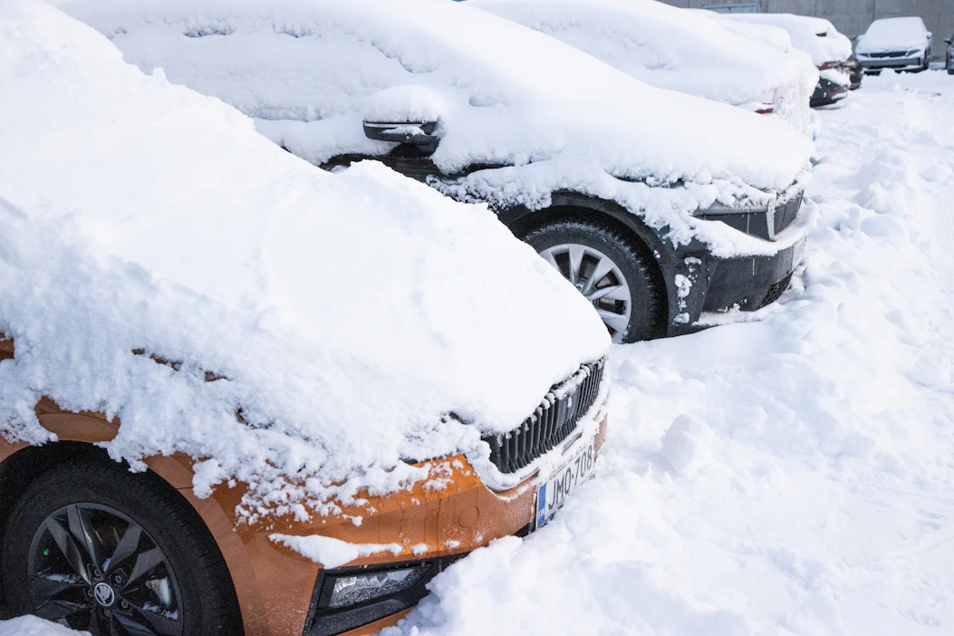 Uusien autojen kaupan hyytyminen on nopeuttanut autojen keski-iän vanhenemista.