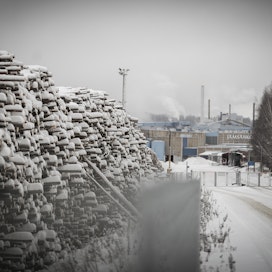 Joulukuun poliittinen lakko hiljensi myös UPM:n Jämsänkosken tehtaan. Arkistokuva.