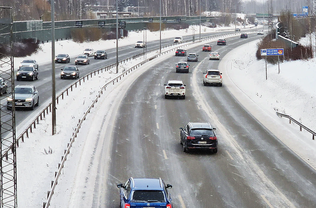 Itä-Suomen poliisilaitos muistuttelee tärkeistä liikenneteemoista joulukalenterissaan.