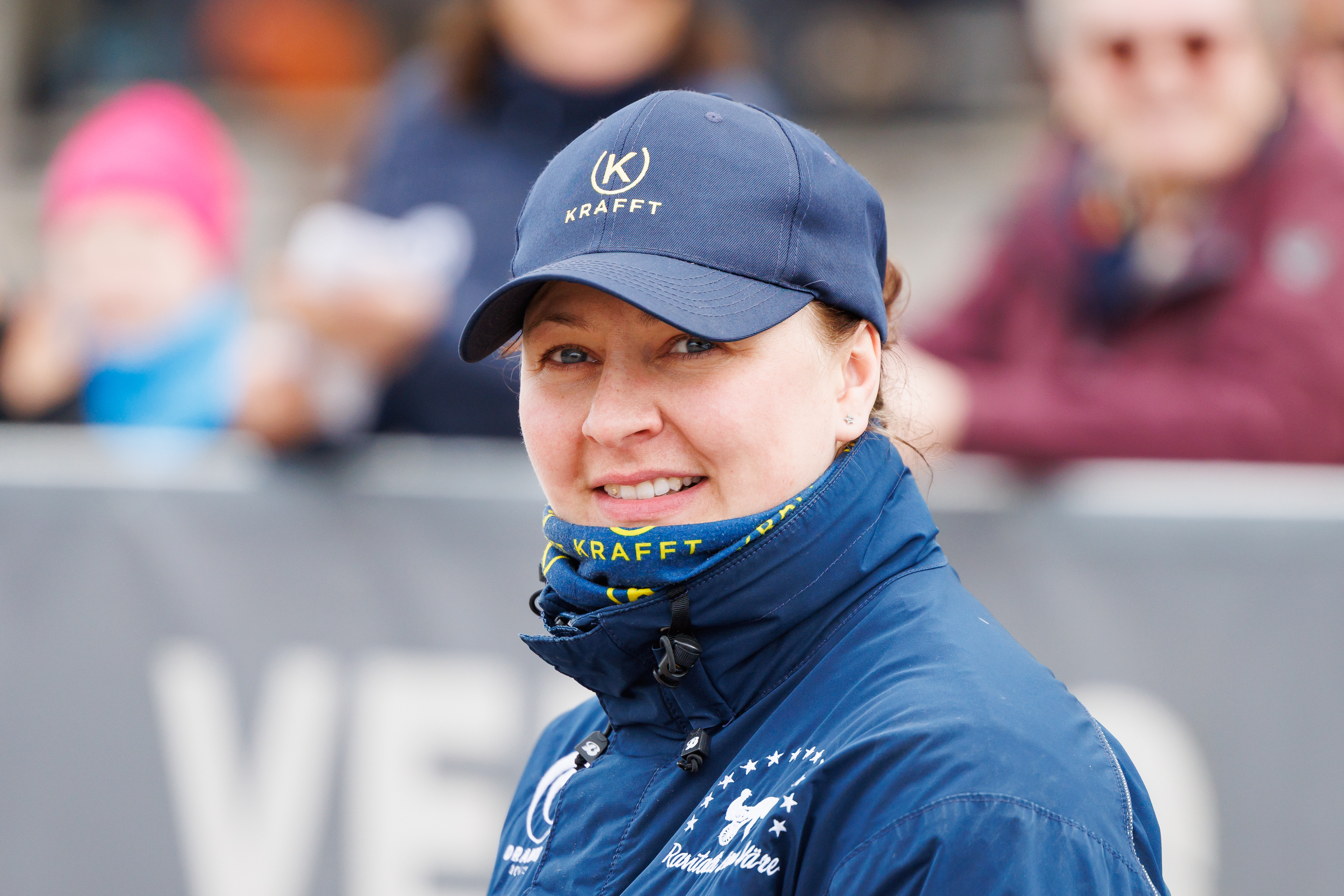 Emma Väreellä on Hippoksen listoilla 22 valmennettavaa ravihevosta.