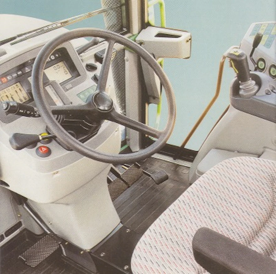 96Fendt926ohjaamo