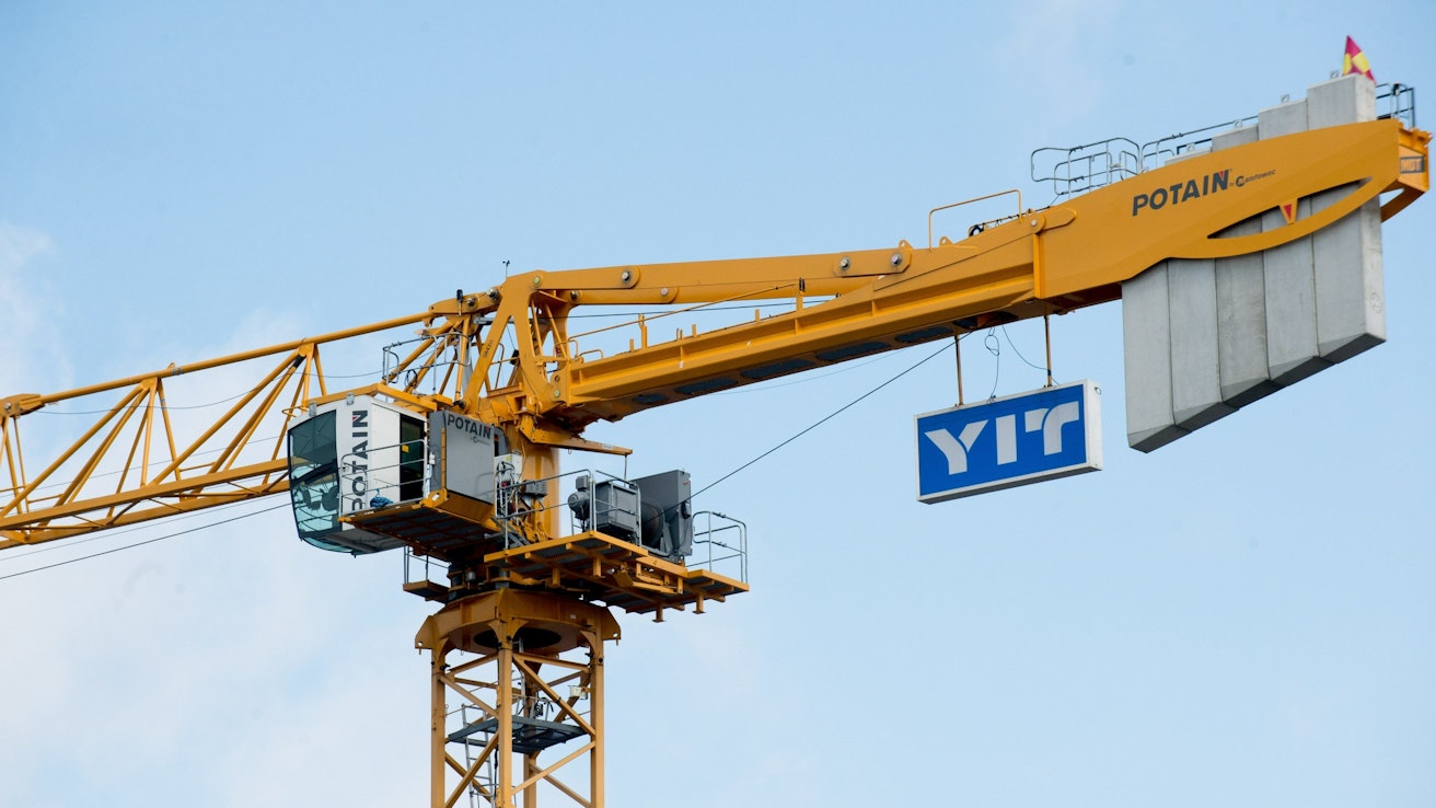 Kahdeksassa maassa toimiva YIT on 2,2 miljardin euron liikevaihdollaan merkittävä rakennusalan toimija.
