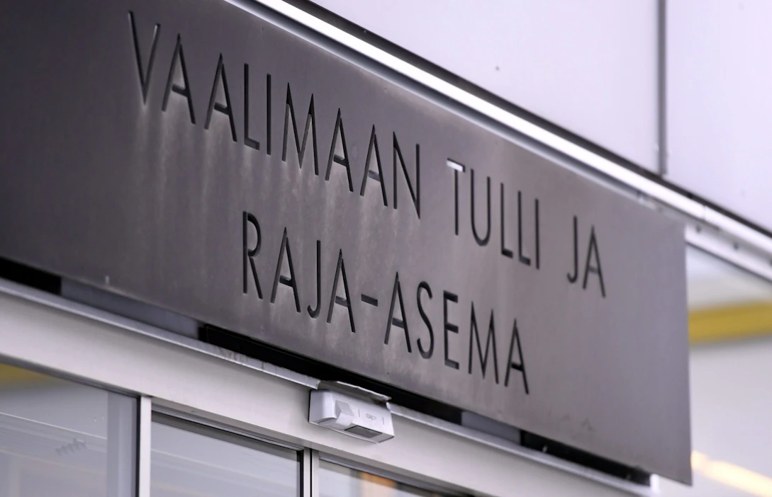 Tuomittu mies pysäytettiin Vaalimaan rajanylityspaikalla elokuussa 2022. LEHTIKUVA / Heikki Saukkomaa.
