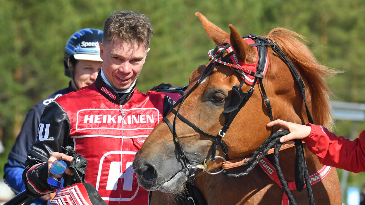 Jockas Rita toi Santtu Raitalalle Nordic Queen -lähdön voiton Power Parkin raviradalla.