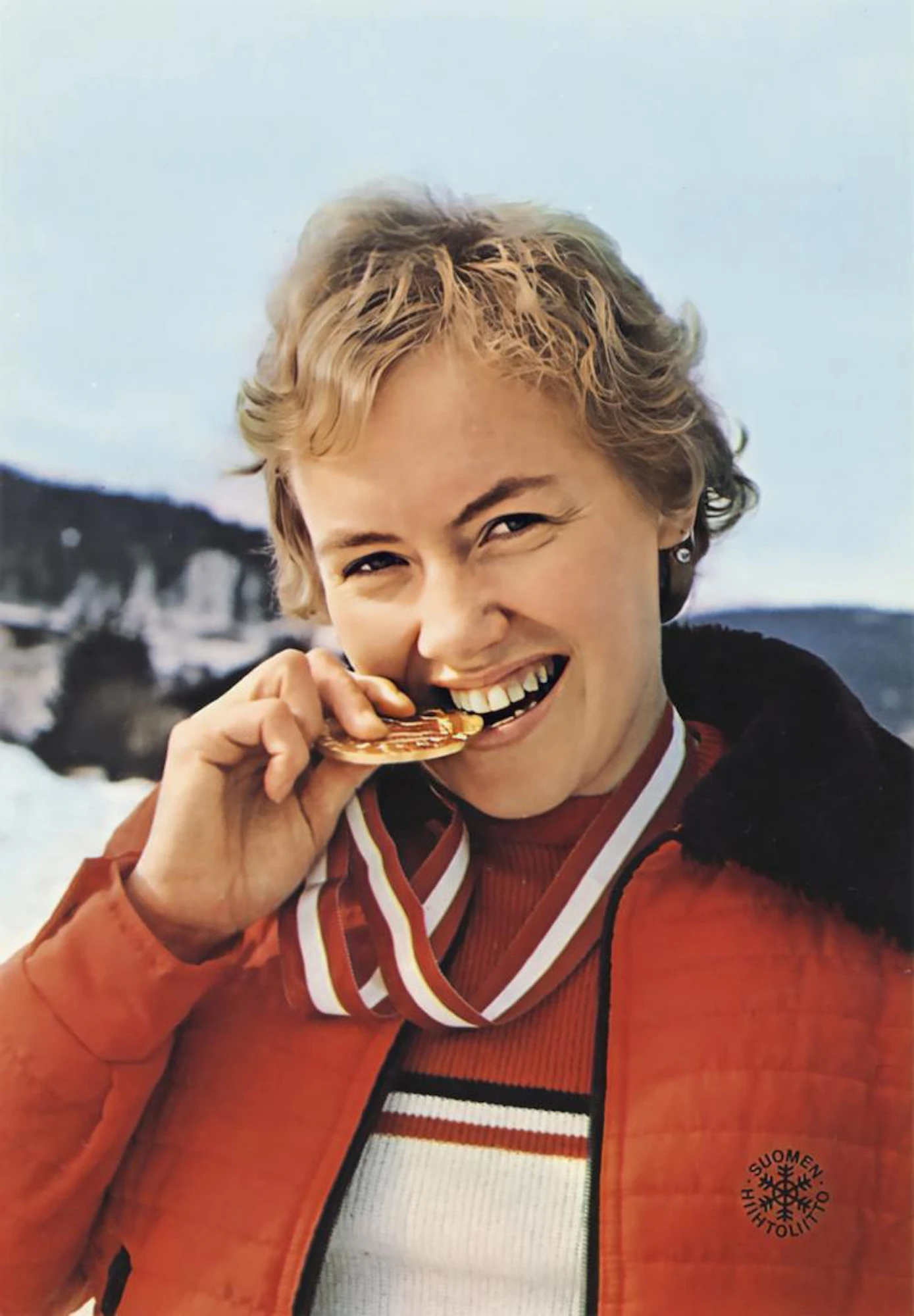 Viiden kilometrin hiihdossa on ollut useita suomalaisia olympiavoittajia. Kuvassa Helena Takalo Innsbruckissa 1976.