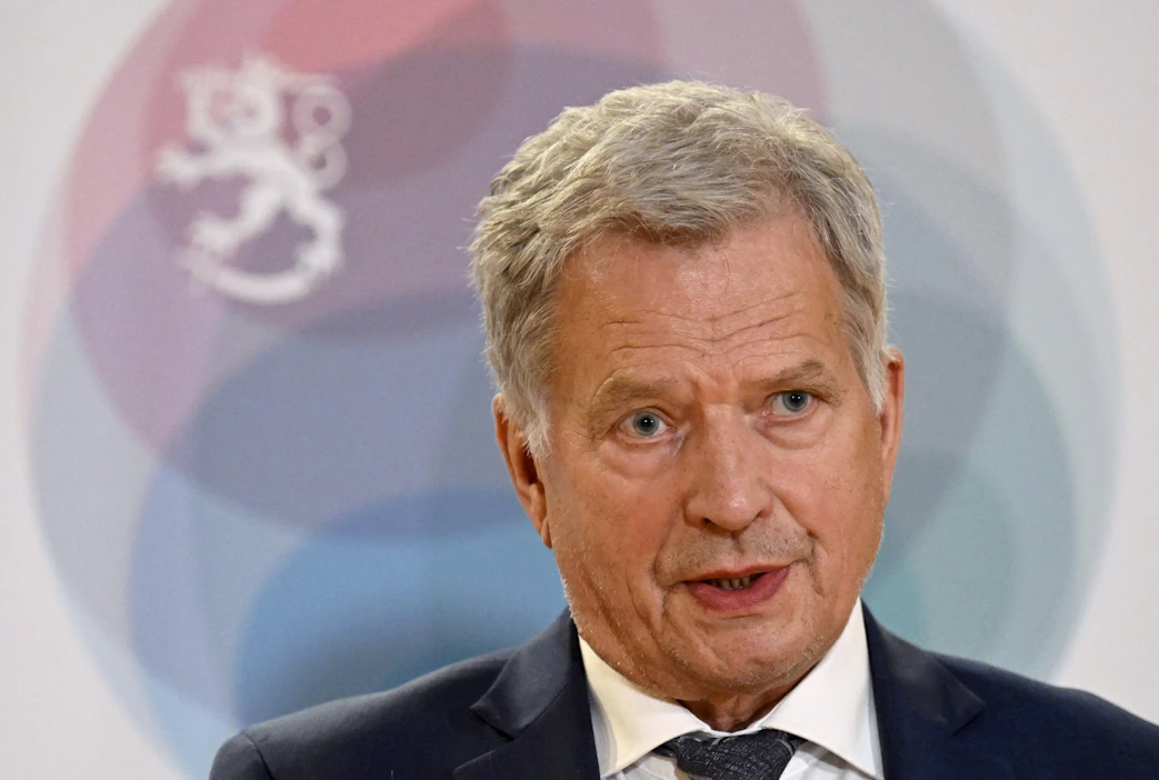 Presidentin Niinistön syntymäpäiväviikon tempauksen tarkoituksena on kannustaa suomalaisia liikkumiseen ja vuorovaikutukseen. Lehtikuva / Markku Ulander .