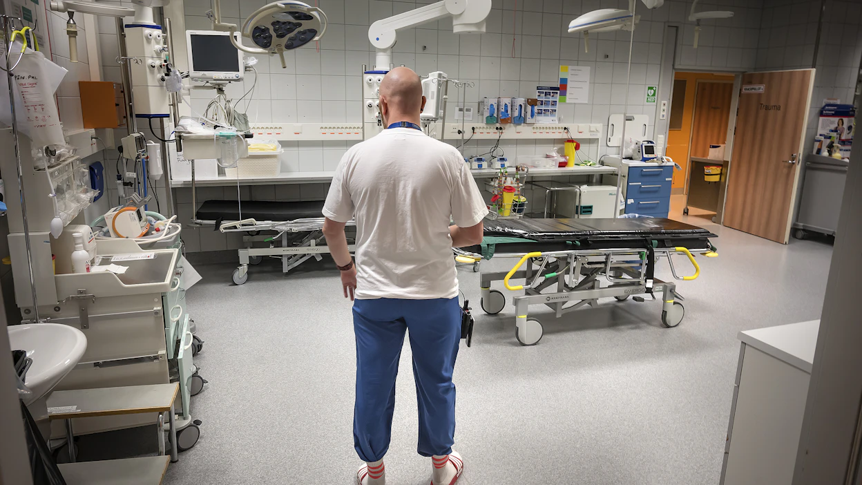 Ympärivuorokautisen päivystyksen lakkauttamiset ovat herättäneet laajaa keskustelua palvelujen saatavuudesta. Aihekuva.