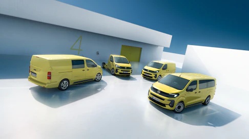 Uusi Opel Vivaro tulee tarjolle neljällä eri korivaihtoehdolla sekä kolmella eri voimalinjalla. Auton ennakkomyynti alkaa vuoden vaihteessa ja ensimmäiset autot saapuvat maahan toisella vuosineljänneksellä. Myös polttokennokäyttöinen vetyversio tulee tarjolle vuoden 2024 aikana.