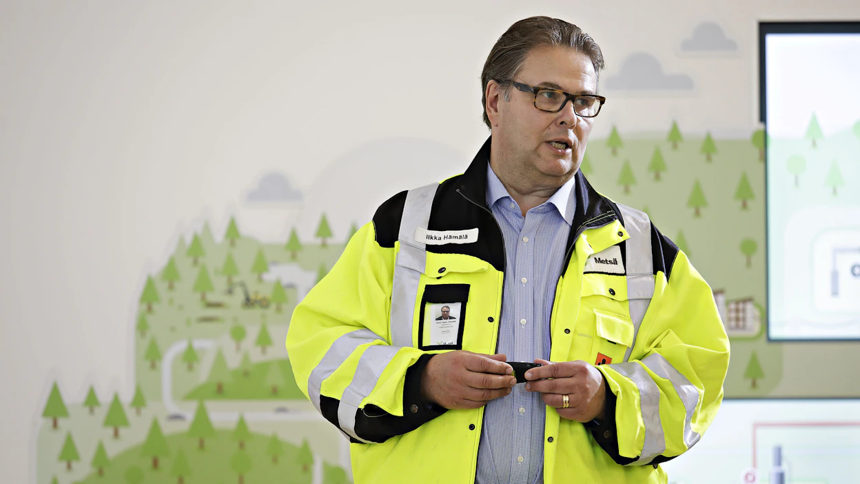 Kirjoittaja kritisoi Metsä Groupin johdon palkitsemis- ja lisäeläkejärjestelmää. Arkistokuvassa Metsä Groupin pääjohtaja Ilkka Hämälä.