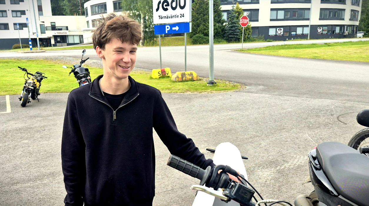 Sedussa Seinäjoella opiskeleva Ilmari Paananen on lisännyt malttia mopoajoonsa, sen jälkeen kun tuli itse pysäytetyksi.