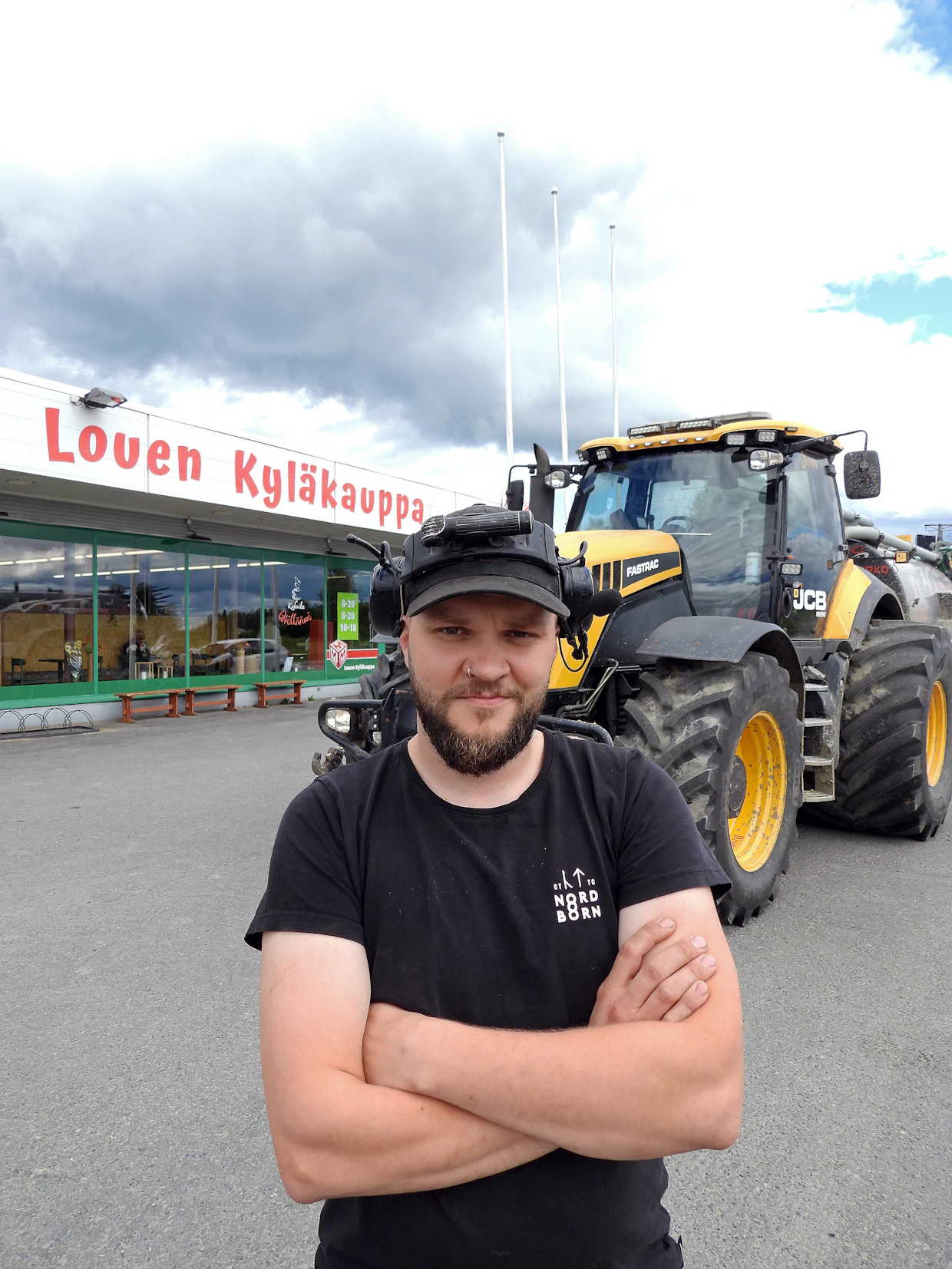 ”Sanktiot ovat kohtuuttoman suuret viiden euron päivämaksun unohtamisesta”, Antti Jurva kritisoi.