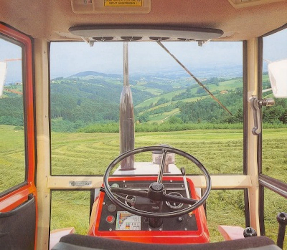 82Steyr8060ohjaamo