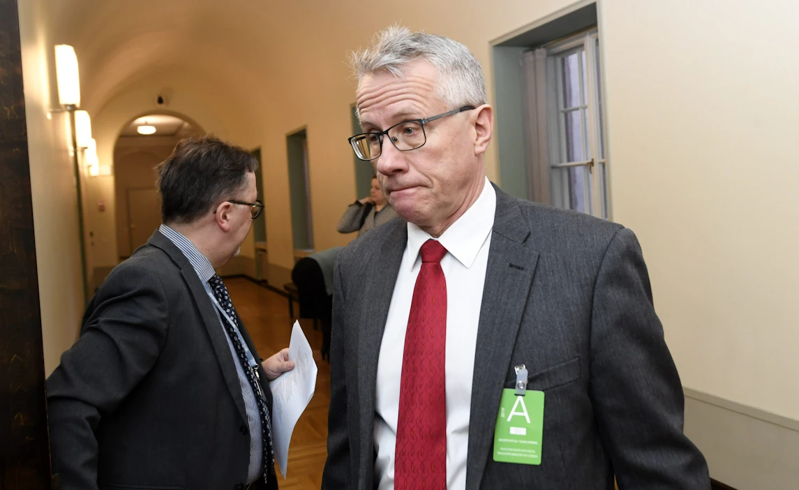 Arto Sulonen oli viime vuonna selvityshenkilönä laatimassa hallitukselle raporttia valtionosuusjärjestelmäuudistuksen tueksi. Arkistokuva. LEHTIKUVA / Vesa Moilanen.