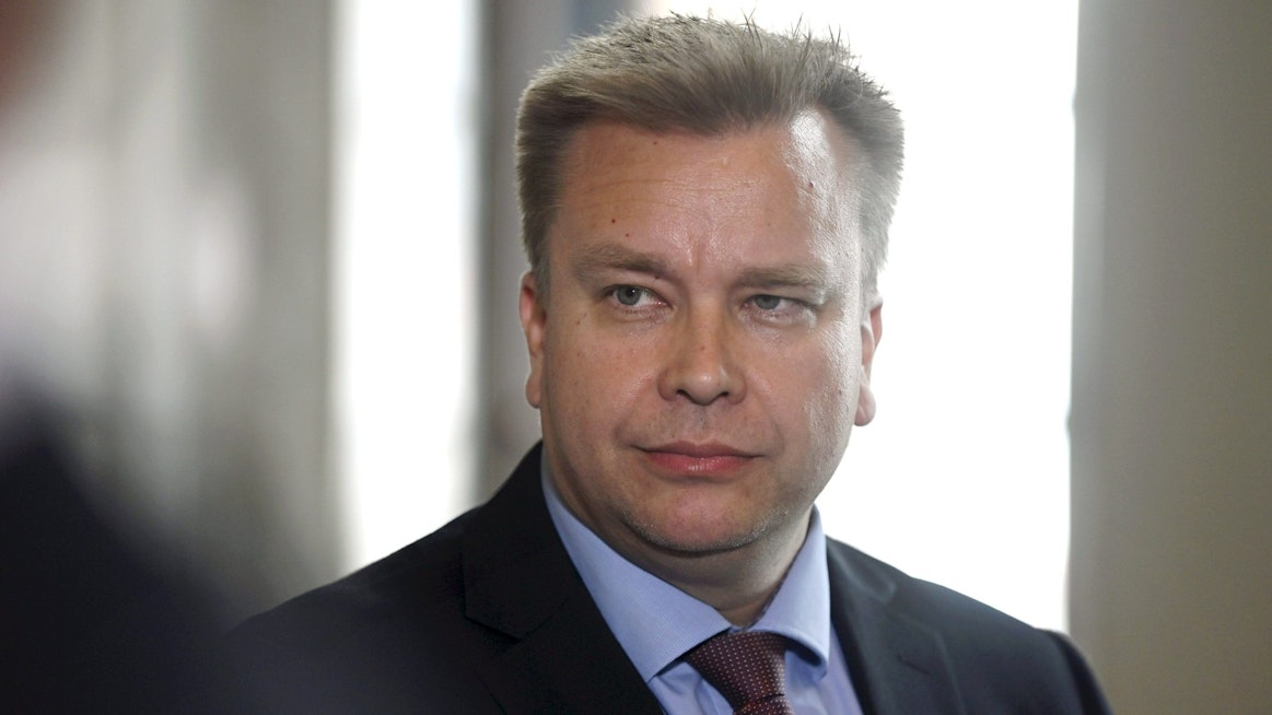 Puolustusministeriö ei tiedota tarkemmin avustuksen sisällöstä tai aikatauluista.