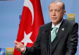 Turkin presidentti Recep Tayyip Erdogan sanoo työskentelevänsä Venäjän ja Ukrainan kanssa pelastaakseen Mustanmeren viljasopimuksen. LEHTIKUVA/AFP. 