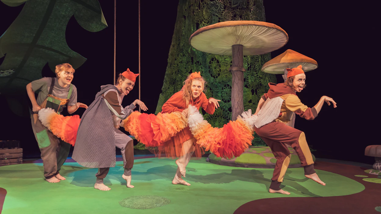 Kuopion kaupunginteatterin Tiitiäisen metsä vieraili Oulussa lasten ja nuorten teatterifestivaalilla.