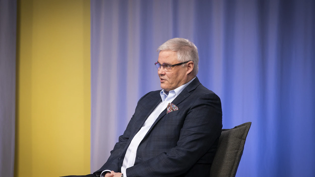 Toimitusjohtaja Juha Ruohola odottaa kesäkuun loppuun mennessä EU-komission hyväksyntää HK Scanin Ruotsin liiketoimintojen myynnistä.