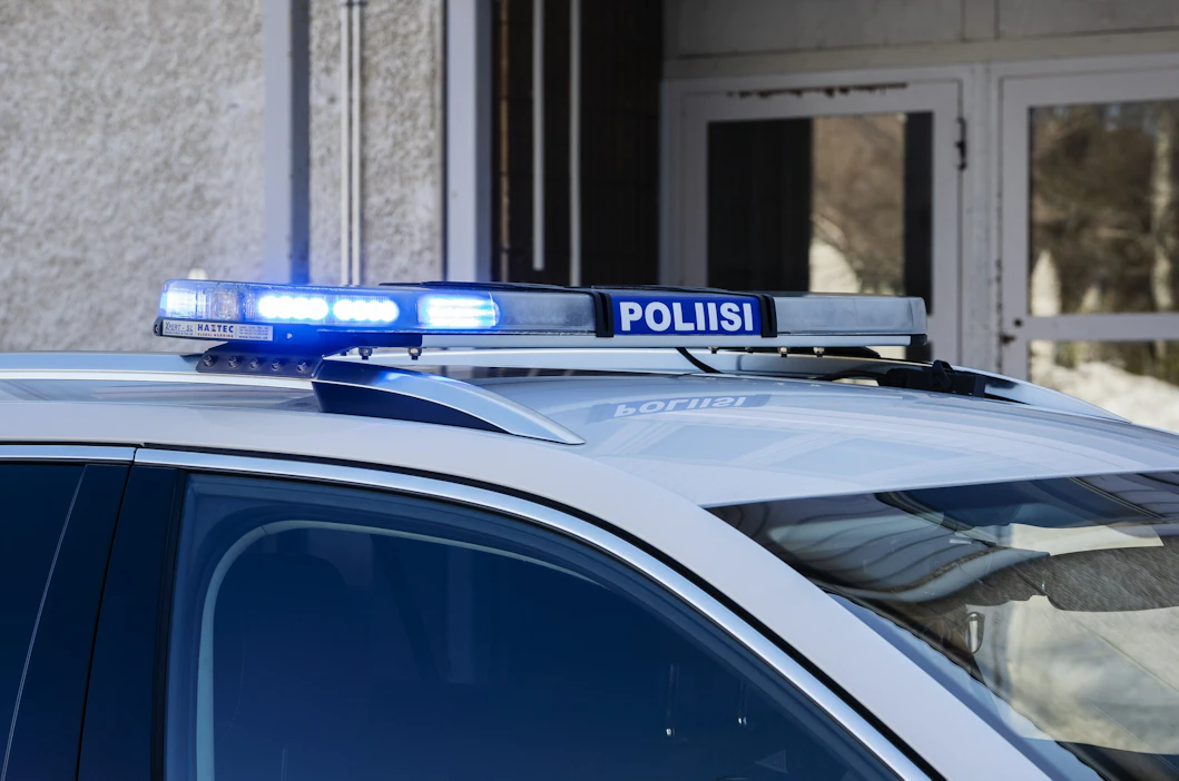 Lehden mukaan poliisi sai tiedon kuolemasta torstaiaamulla ja on ottanut kiinni lapsen huoltajat. LEHTIKUVA / Timo Heikkala.