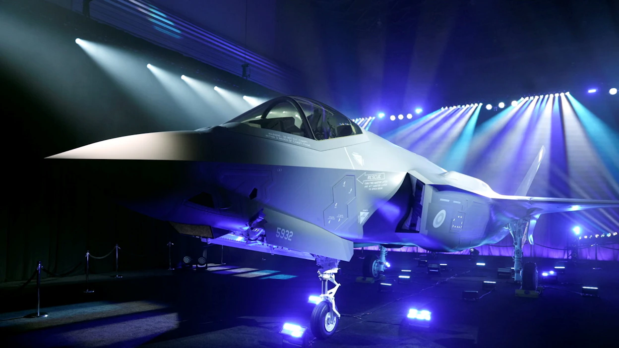Suomen ensimmäinen F-35-hävittäjä julkistettiin Forth Worthissa Yhdysvaltain Texasissa 16. joulukuuta 2025.