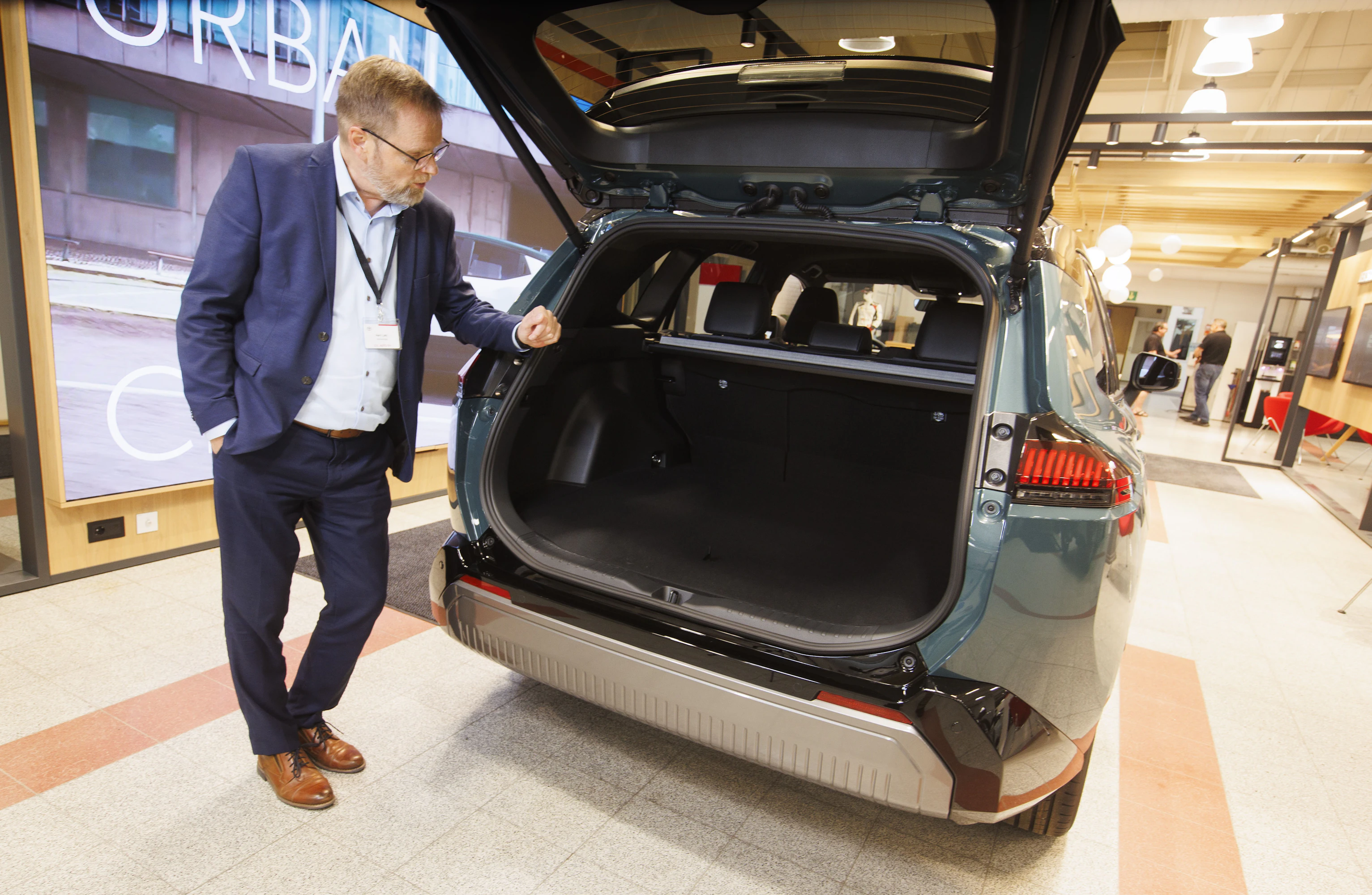 O.K. autolla suurin volyymi syntyy 30 000–50 000 euroa maksavista autoista, Lätti kertoo.
