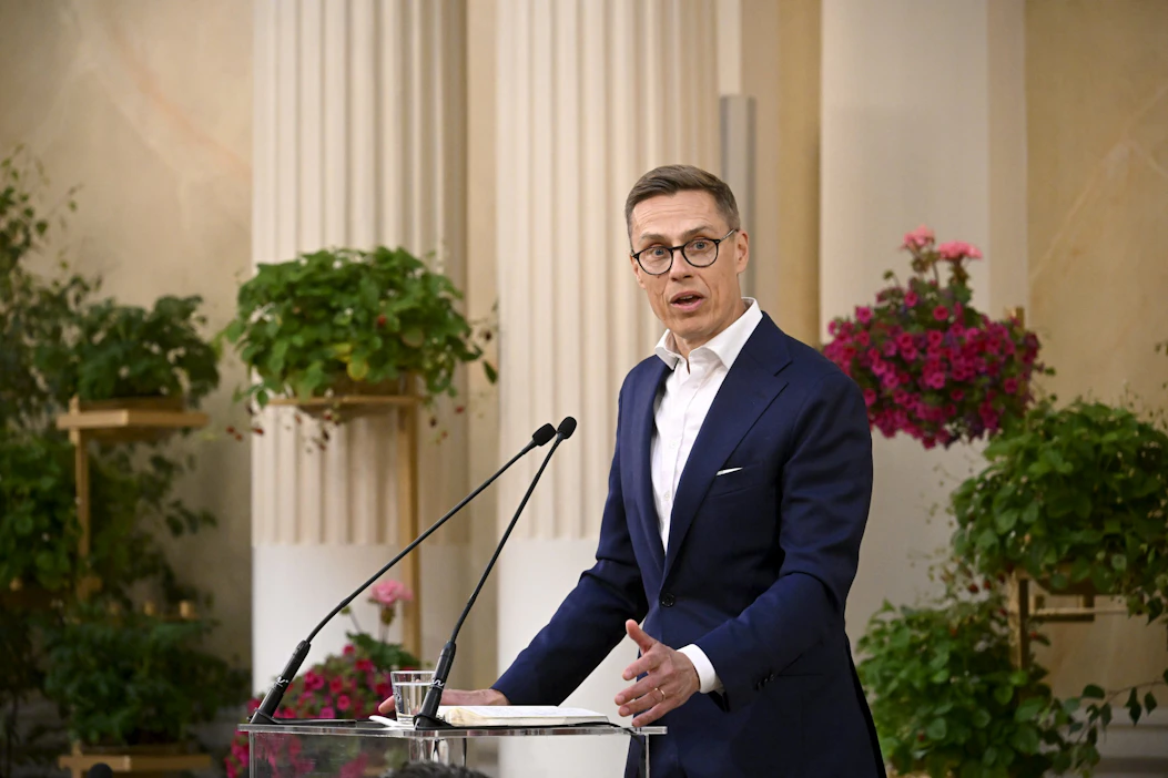 Presidentti Alexander Stubb sanoo, että ei usko Yhdysvaltain Ukraina-tuen heikentyvän. Kuva: Lehtikuva / Markku Ulander.